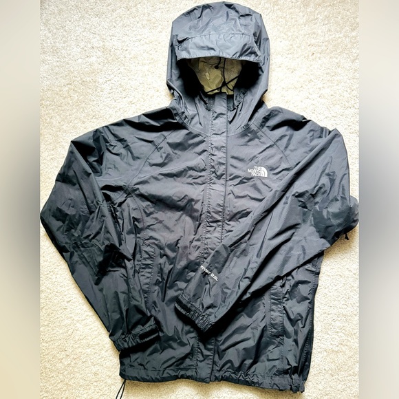 The North Face | Women’s Rain Jacket | Small | Black | Unlined - Picture 1 of 6